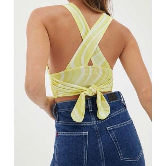 Urban Outfitters Yellow Plunge Tie-Back Crop Top - Picture 2 of 2
